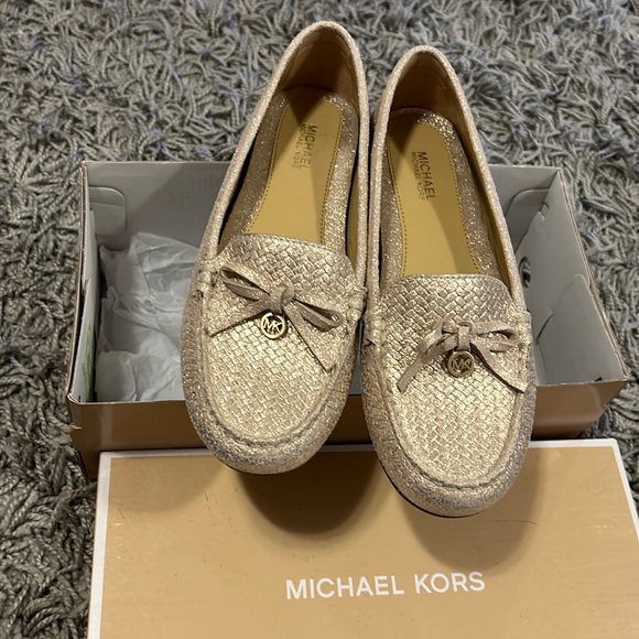 Never been worn Michael Kors dress shoes☺️ - Picture 1 of 3